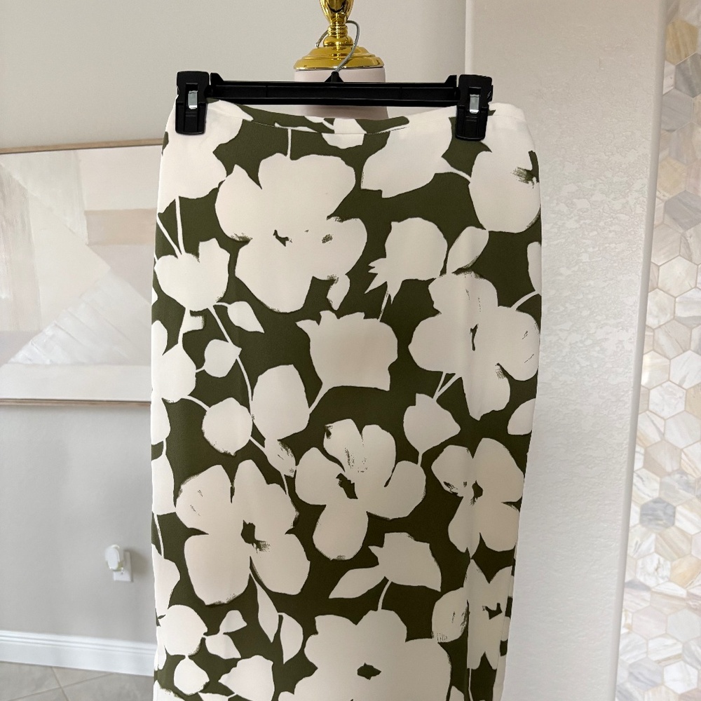 NWT Ann Taylor Skirt